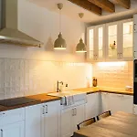 Holiday home Ancien Corps De Ferme Normand *