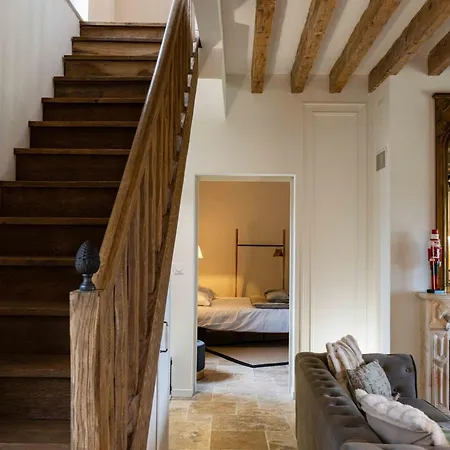 Le Bois Jean Petite Ville *